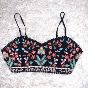 NWOT, F21 embroidered bralette crop top size small